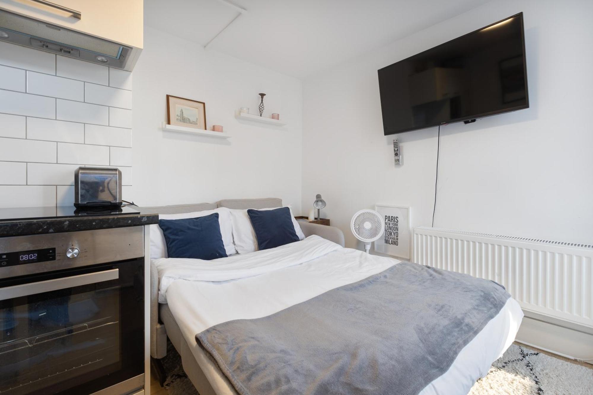 Modern Flat & Balcony In Historic West Kensington Apartamento Londres Exterior foto